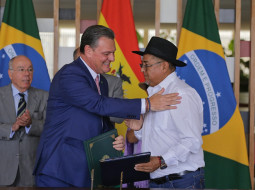 Irmãos Brant - Acordos entre Brasil e Bolívia favorecem avanço tecnológico da agropecuária e produção de fertilizantes